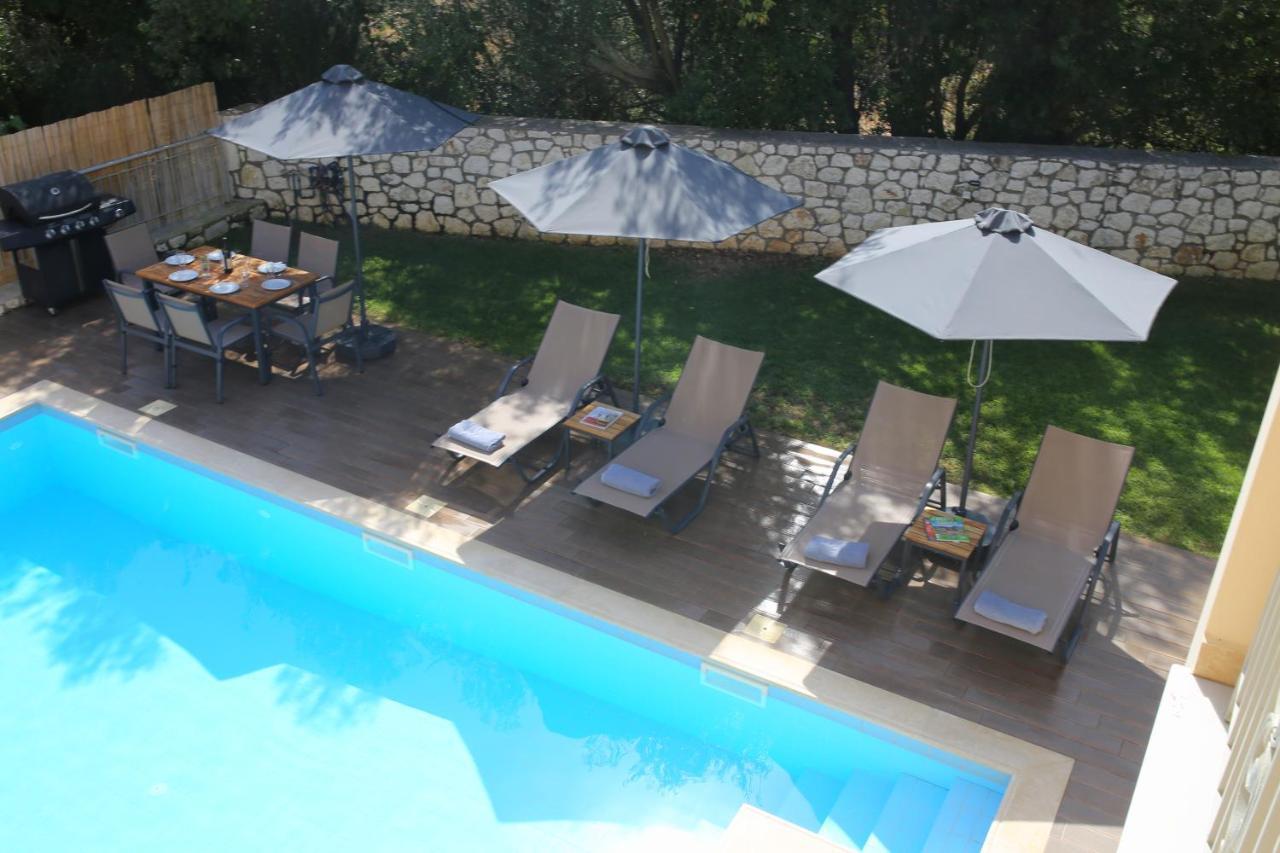 Amarianos Villas Agia Efimia Exterior foto